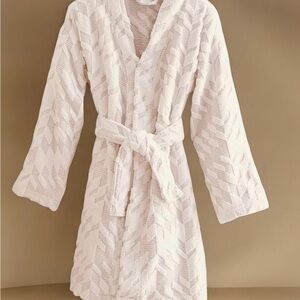 Sash Dine Hotel Collection Mesa Sculpted Robe S/M
